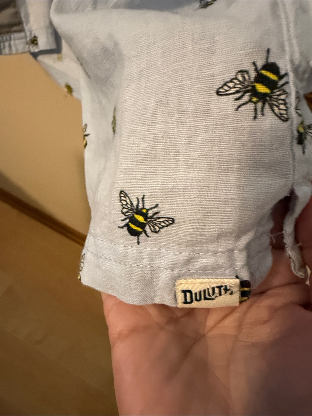 Duluth Trading Co Artisan Hemp Camp Shirt Light Blue Bee Design Women’s Small - Picture 6 of 6